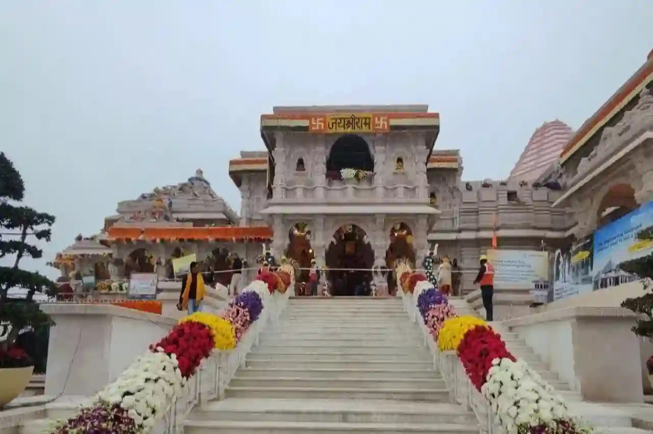 Big allegation on the priest of Anand Bhavan temple… case registered