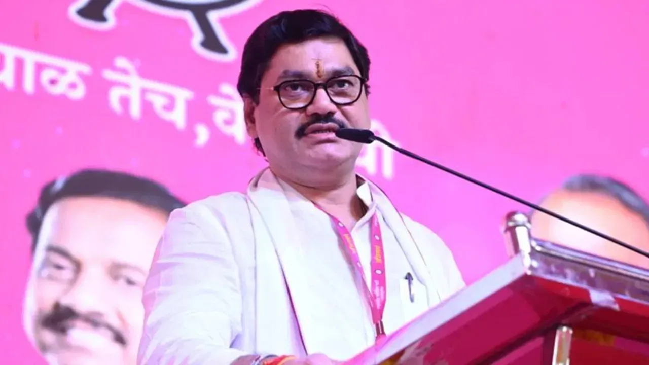 Governor accepted the resignation of Dhananjay Munde