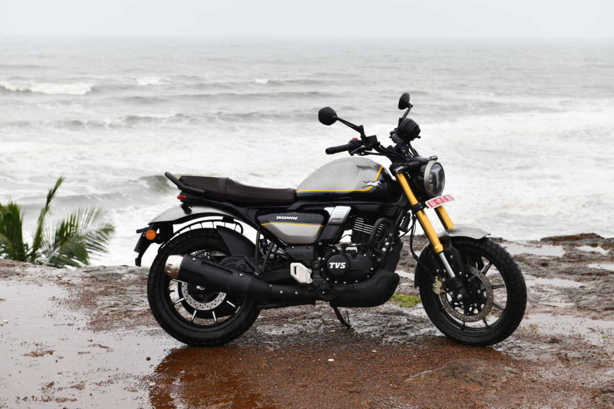 TVS Ronin 225