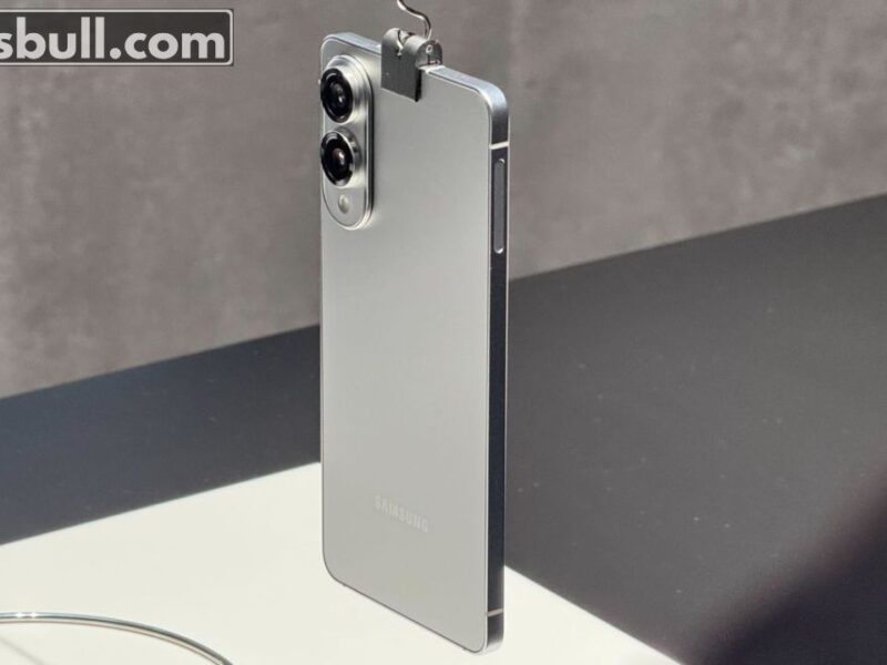 Samsung Galaxy S25 Edge: Slim Design with Dual Rear Cameras
