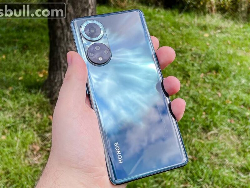 Honor V50 Review: Big Display and Good Camera for Photo Lovers