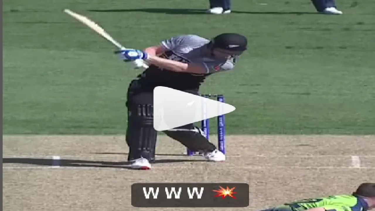 NZ vs IRE Video: कीवी बल्लेबाजों का काल बना यह गेंदबाज, हैट्रिक लगा मैदान पर यूं मचाई तबाही, देंखें वीडियो