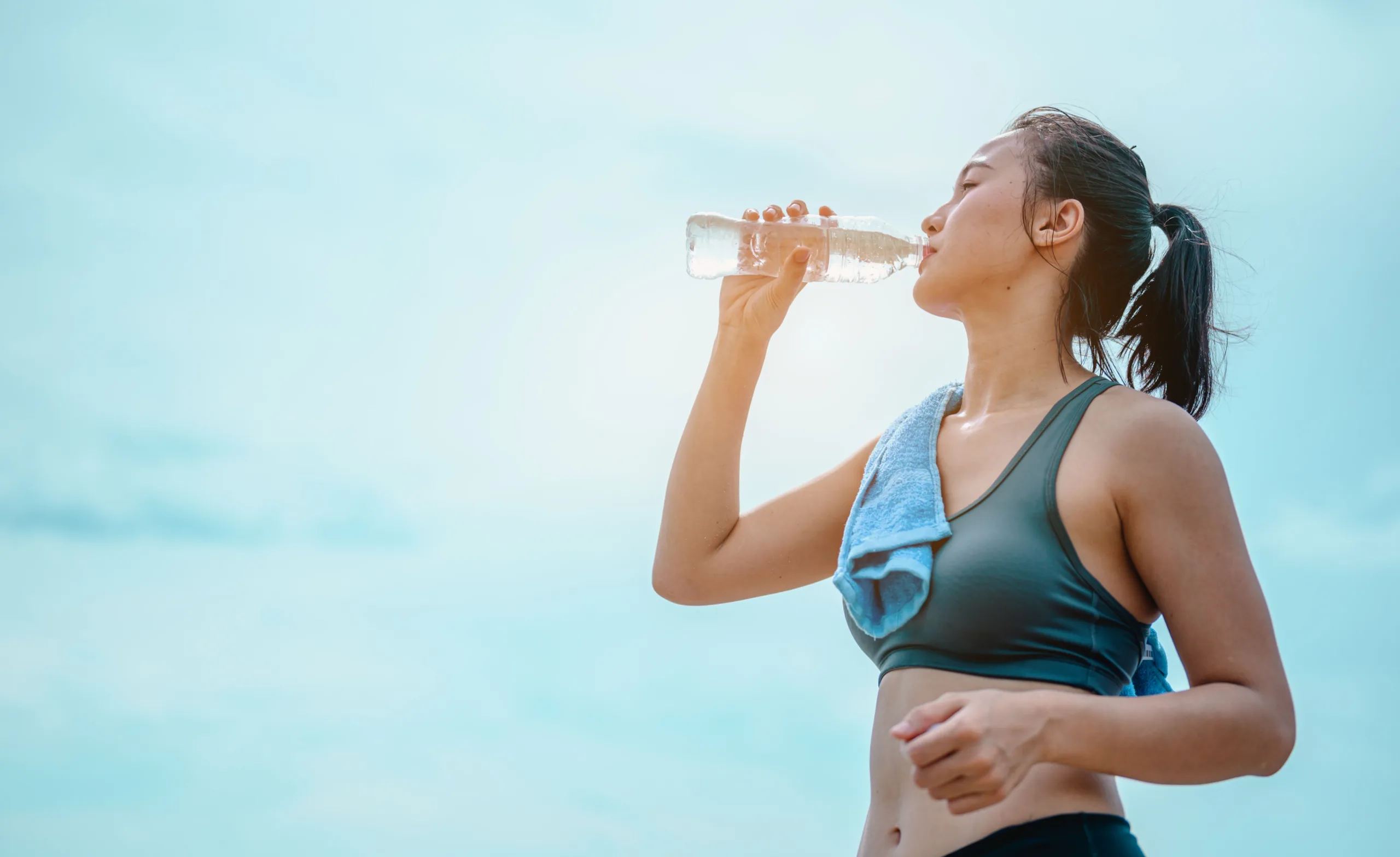 Benefits of Drinking Warm Water on Empty Stomach in Morning2