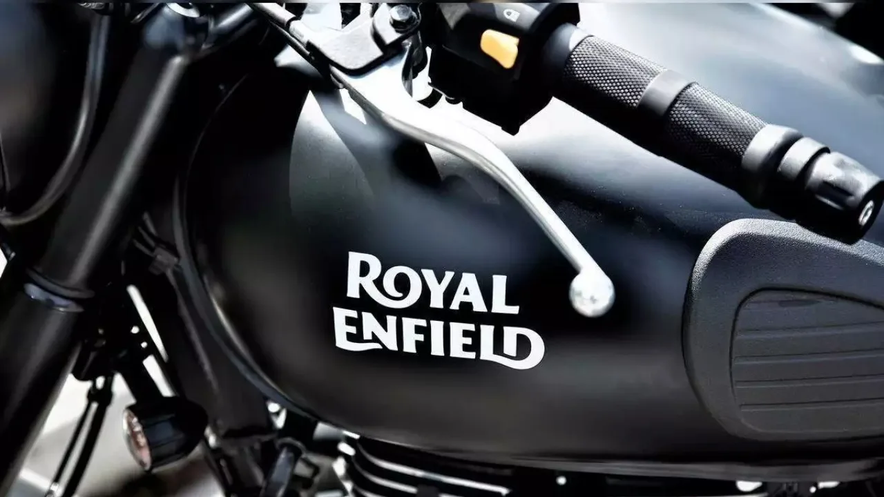 Royal Enfield Classic 350 features, Royal Enfield Classic 350 engine, Royal Enfield Classic 350 specifications, Royal Enfield Classic 350 mileage, Royal Enfield ABS, Royal Enfield Classic 350 colors,