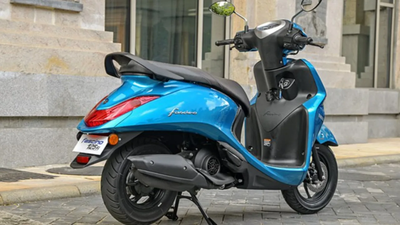 Yamaha will win your heart with its charm, powerful features and stylish look