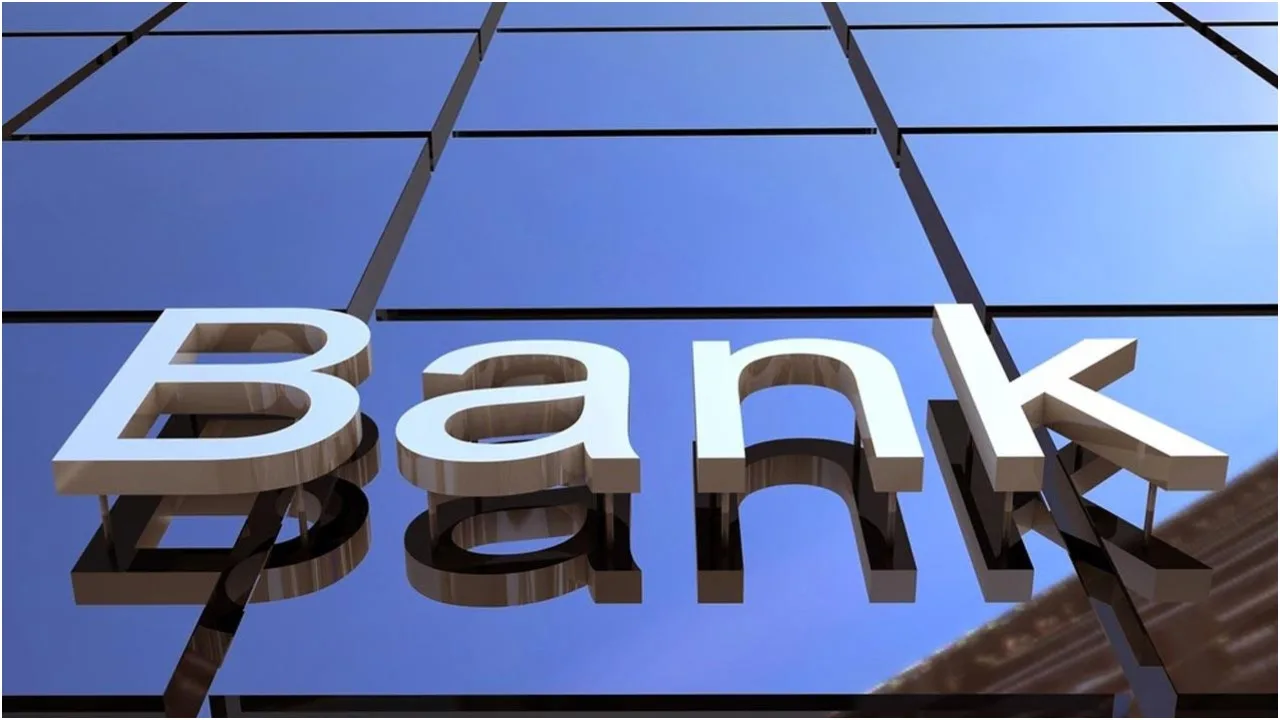 Bank Holidays: जल्द निपटा लें सारे काम, मई में इतने दिन बंद रहेंगे बैंक!
