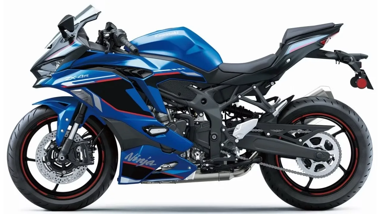 Kawasaki Ninja ZX-4RR: A banging entry of the cool supersport bike in India!