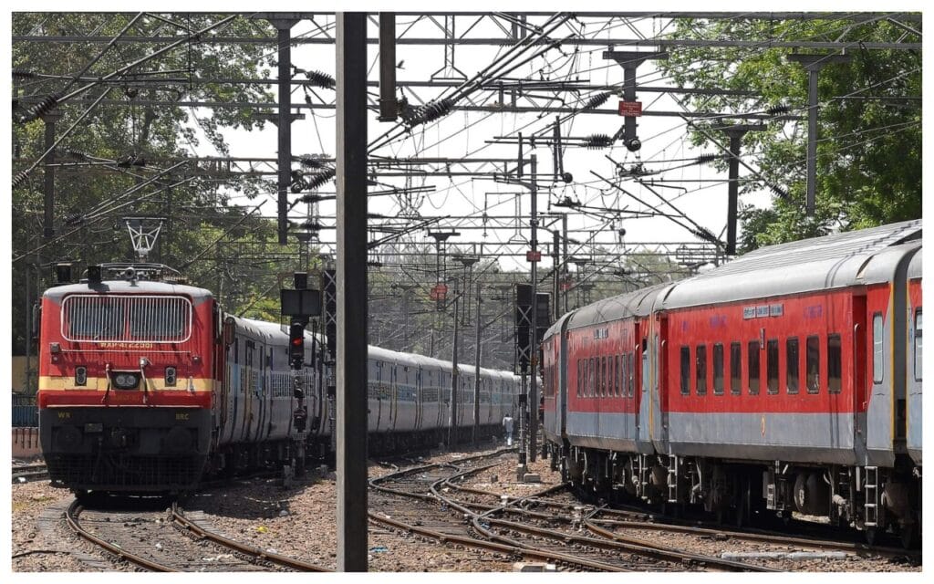 Train Cancelled : Railways has cancelled more than 15 trains, see the full list