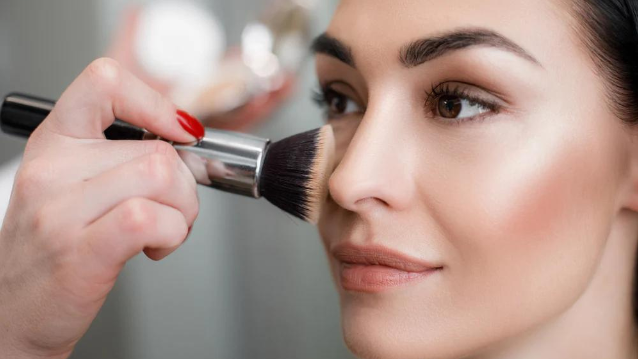 How to Makeup With