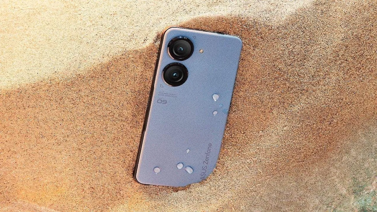 Asus Zenfone 10: Compact Powerhouse...
