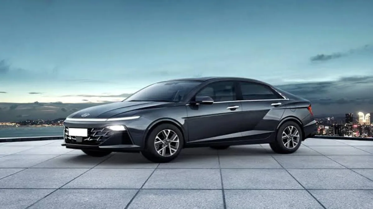 Hyundai Verna (2)