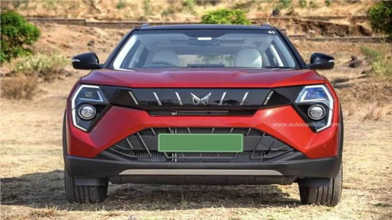 Mahindra Xuv 3xo Ev (2)