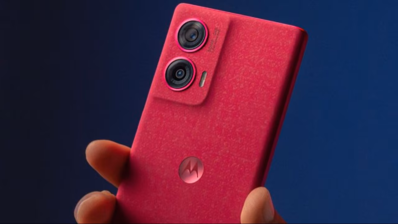 2.Motorola Edge 50 Fusion