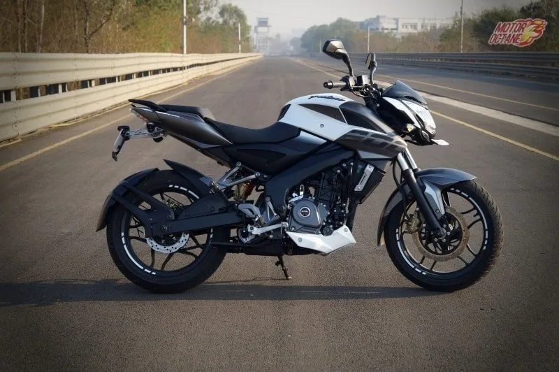New Bajaj Pulsar Ns200 2017 1
