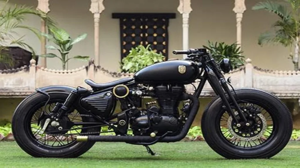 Royal Enfield Bobber 350 1