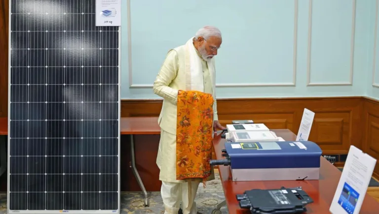 Save ₹30,000 on Electricity Bills with Solar Rooftop Scheme, Know The Details