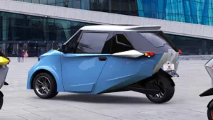 India’s Cheapest Electric Car: Strom R3 Promises 200 km Range on a Single Charge, Know Price