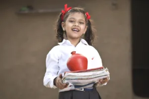 SSY: बेटियों के लिए सरकार की खास स्कीम, आज से शुरु करें निवेश, बड़े होने तक हो जाएगी मालमाल!