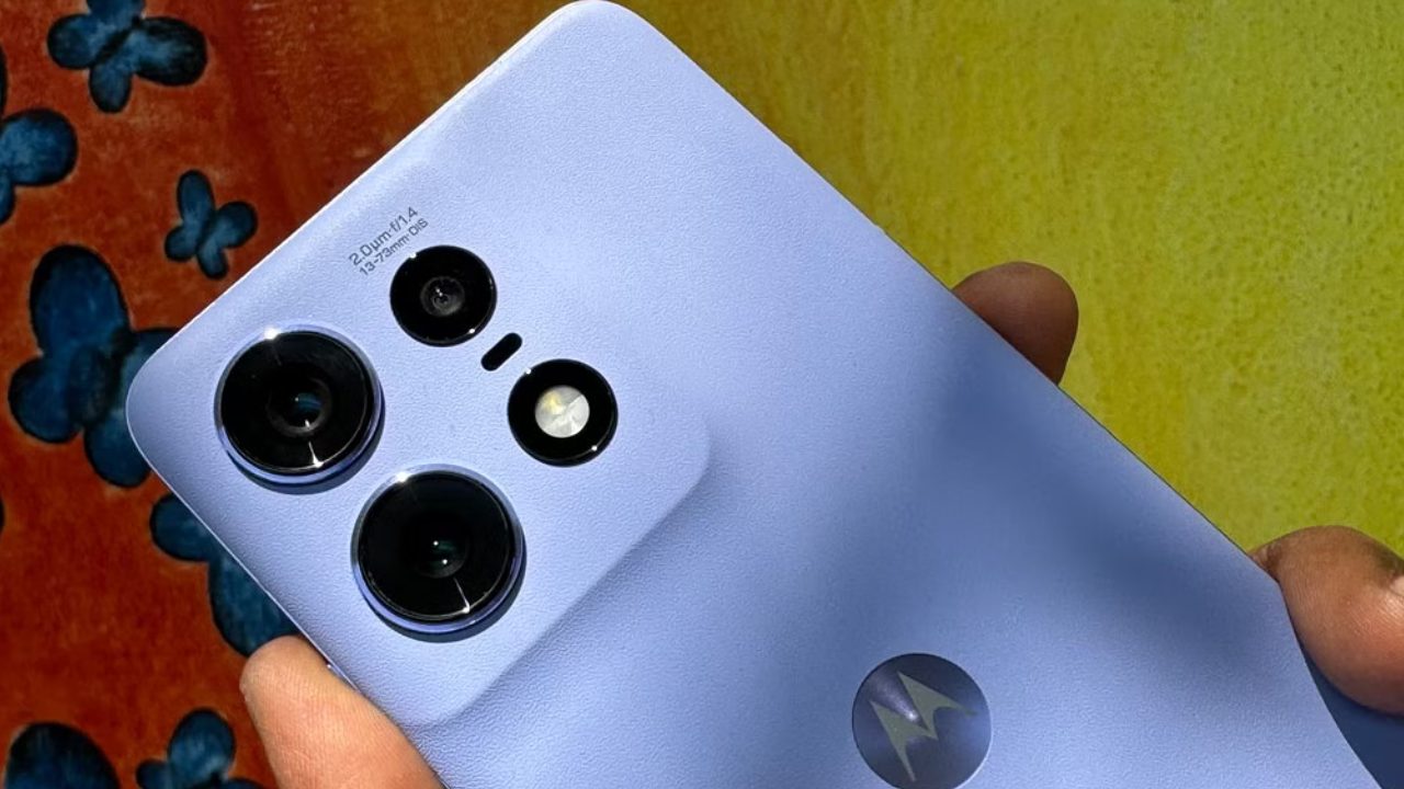 Motorola Edge 50 Pro 5G...