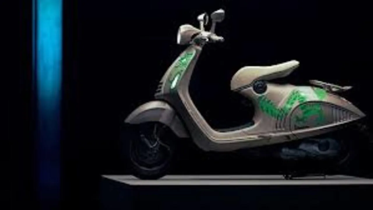 Vespa 946 Dregan: Luxury Scooter...