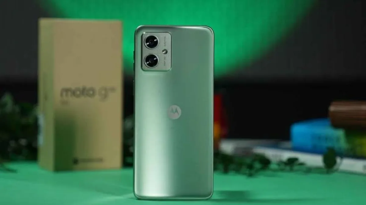 Moto G64
