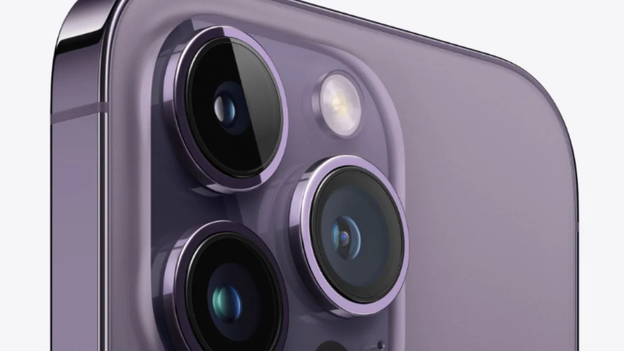 Apple iPhone 14 Pro On...