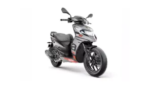 Aprilia SR 125: Sporty and Powerful 125cc Scooter with Safety Features