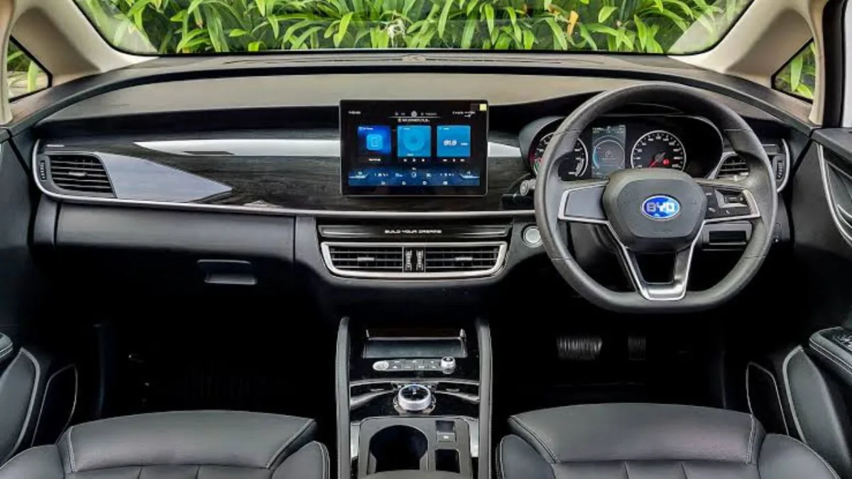 Byd Emax7