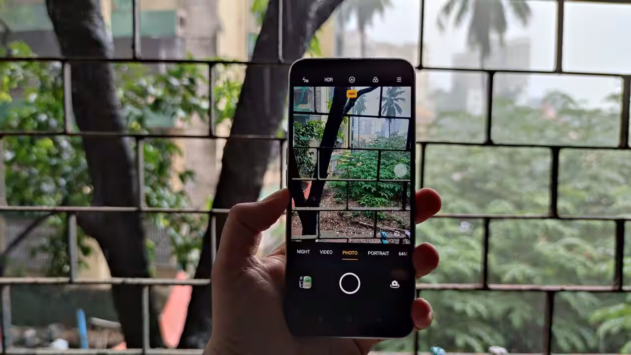 Best Camera Smartphones Under Rs...