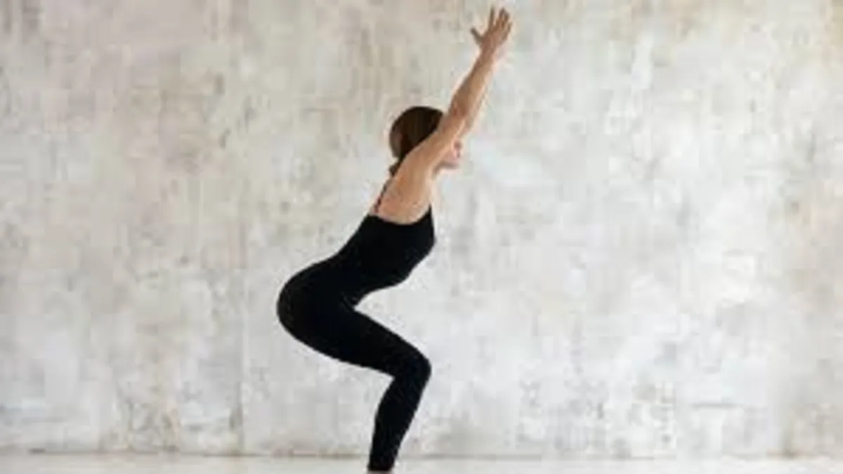 Chair Pose (utkatasana)