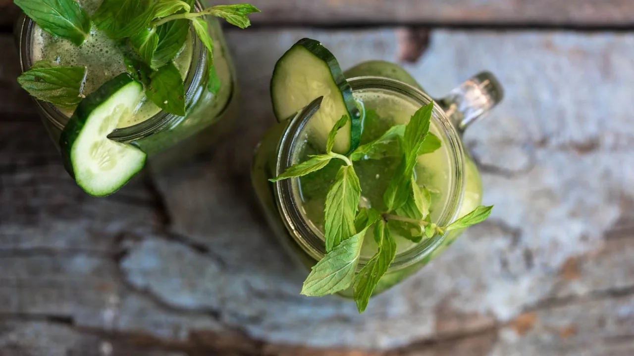 Green Smoothies: A Nutritional Hit...