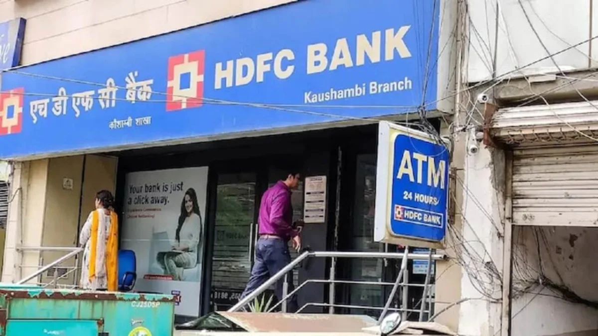 Hdfc Bank Share Sale (2)