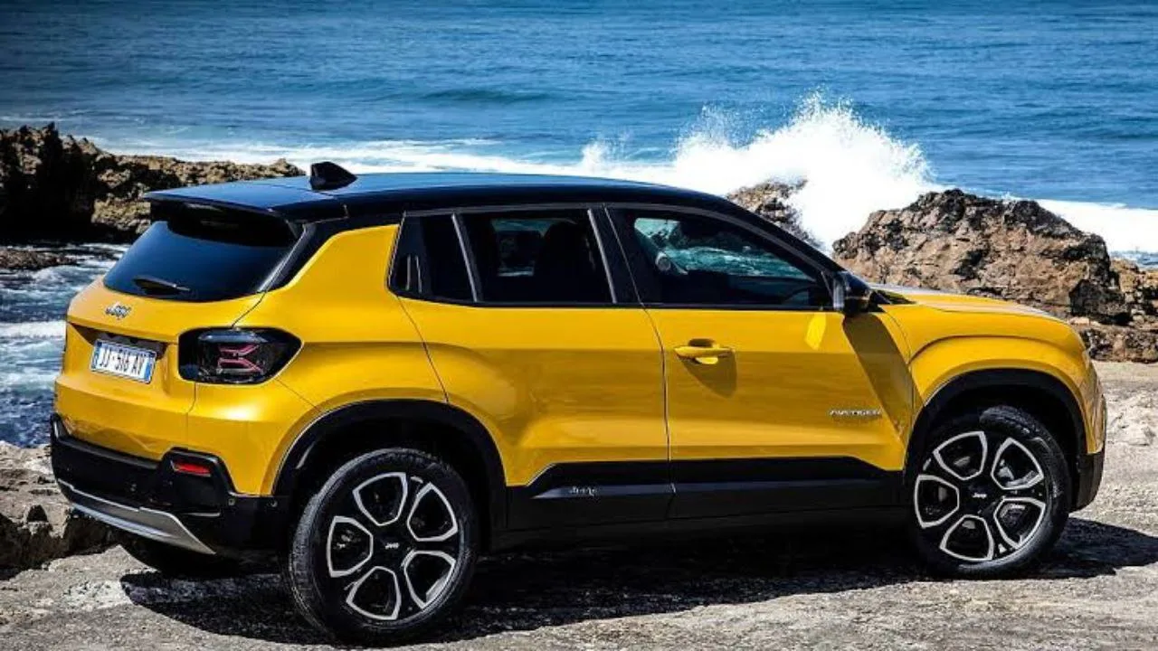 Jeep Avenger: A New Electric...