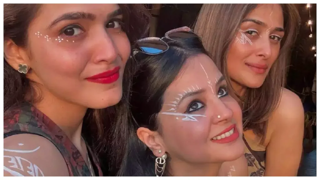 Check Out MS Dhoni wife Sakshi Latest Party Photos with her Friends