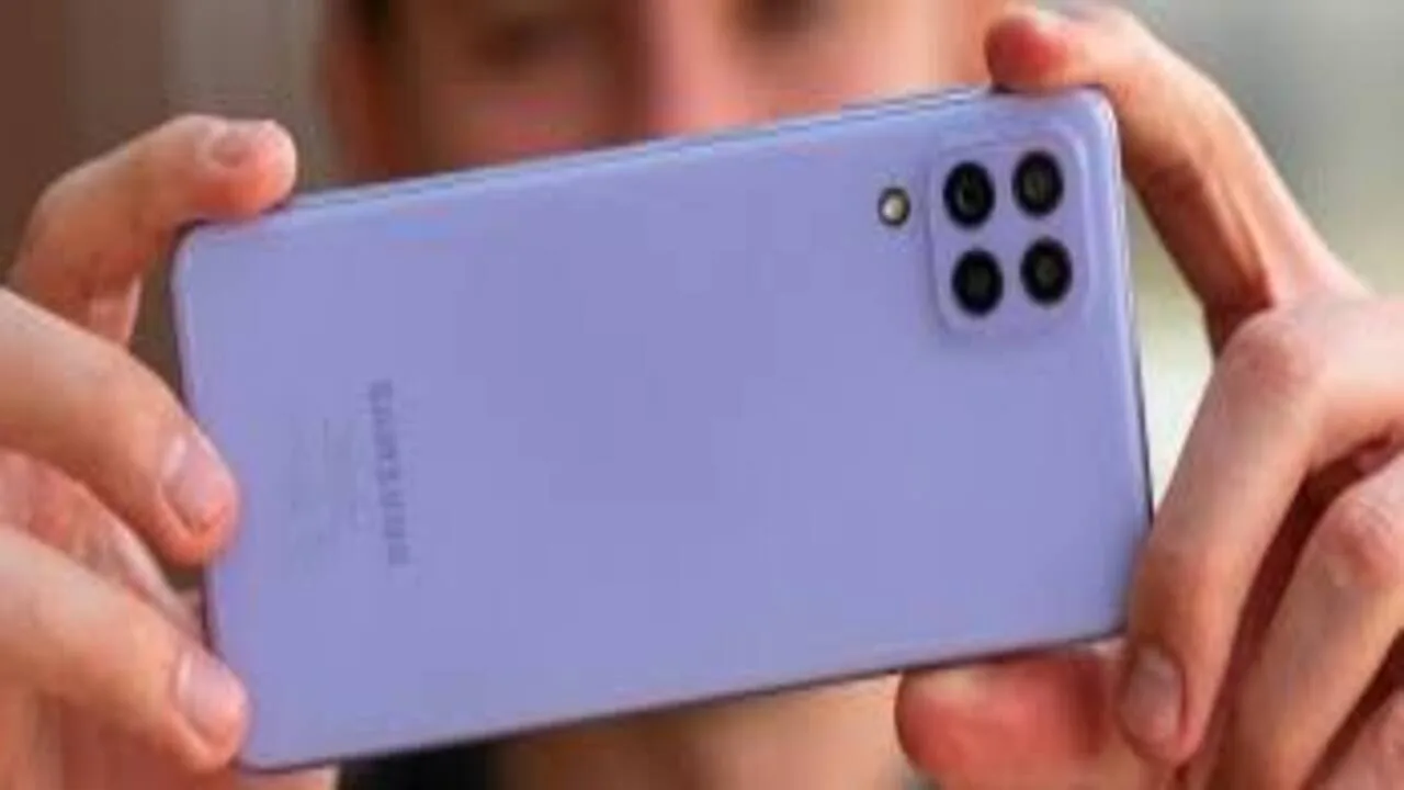 Samsung Galaxy A22: Powerful Performance,...