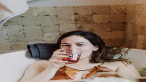 Turmeric mask: Brightens skin