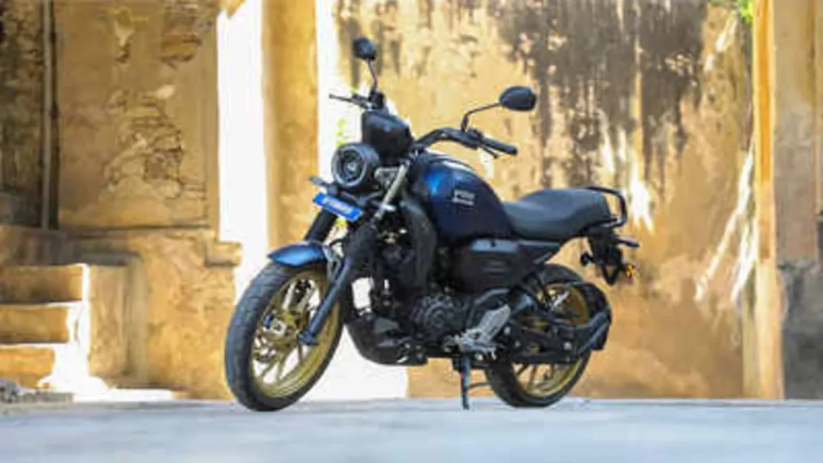 New Honda FZS Stylish Sports Bike with Impressive Range and Performance Times Bull