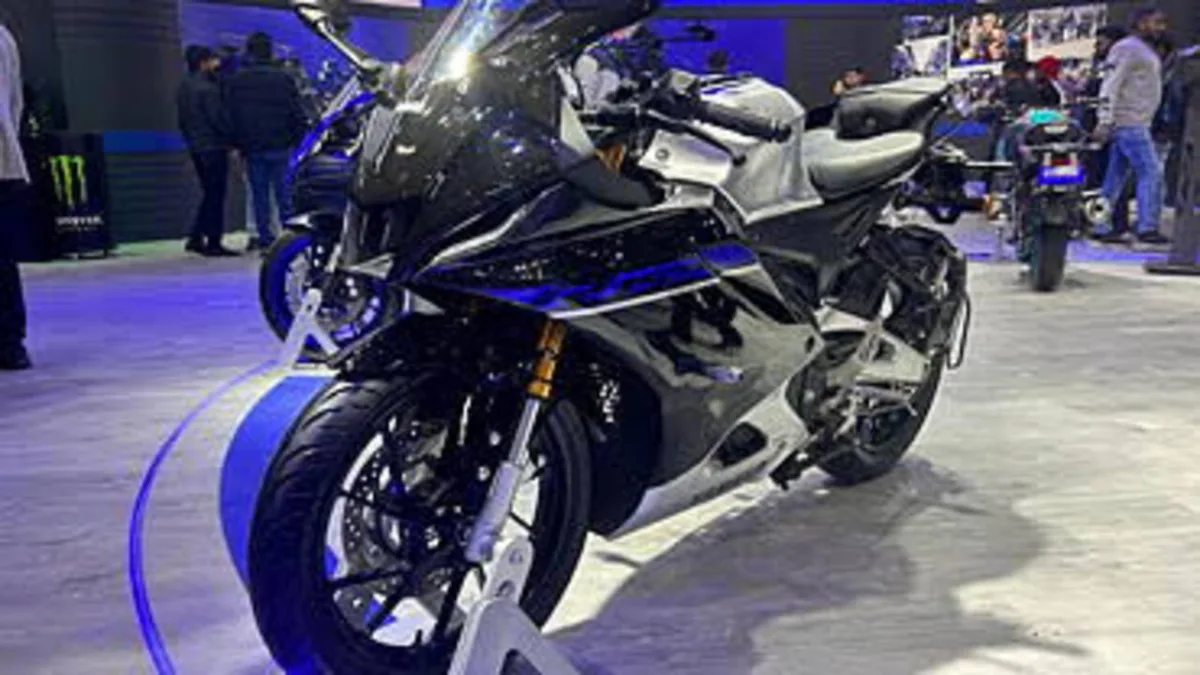 Yamaha R15m