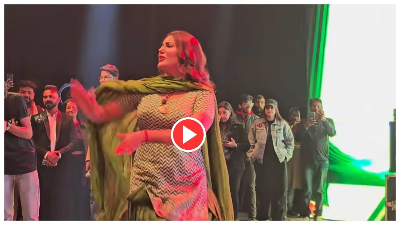Sapna Choudhary energetic Stage