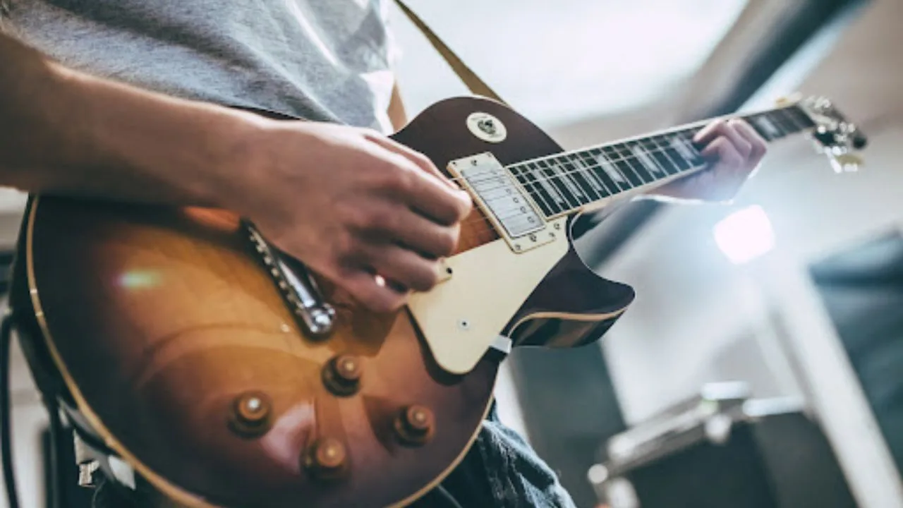 Learn to play electric guitar hotsell