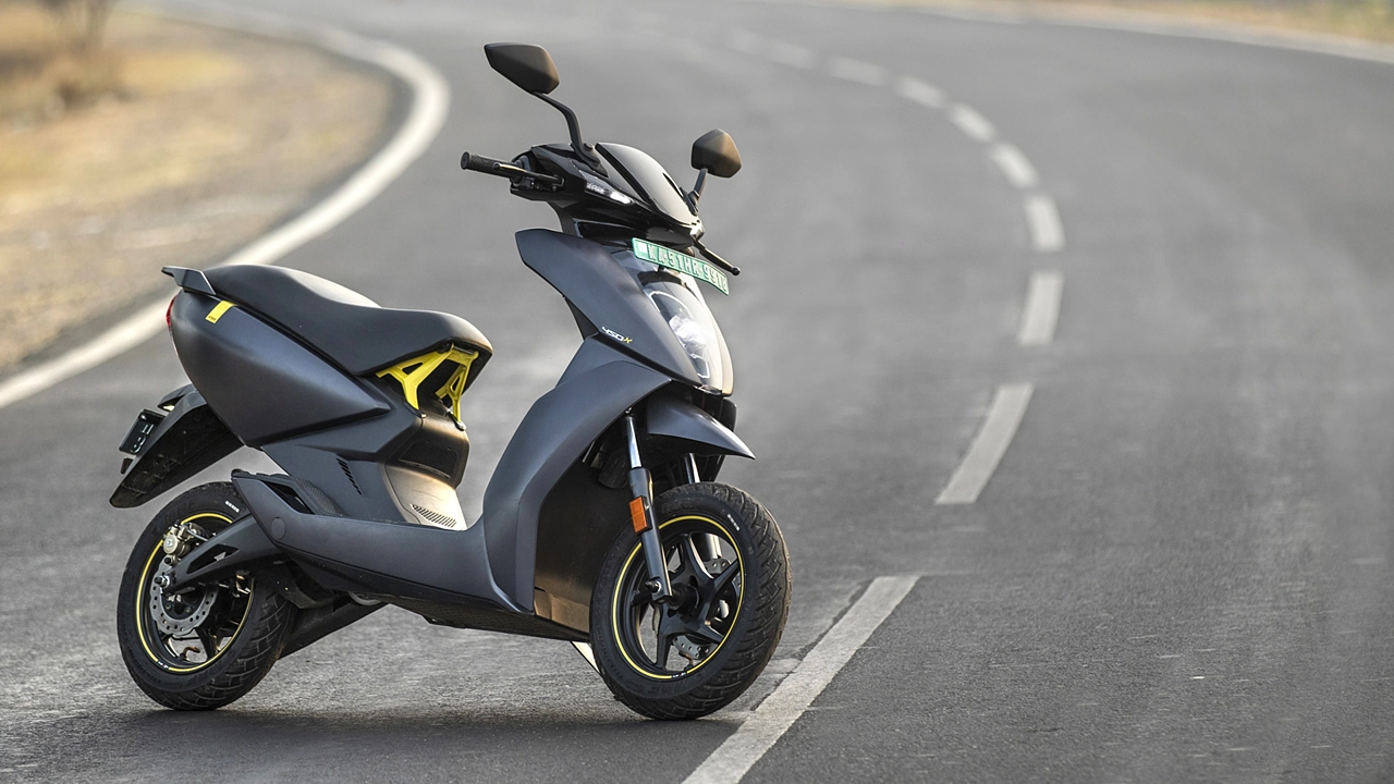 Ather 450X Plus: Smart,