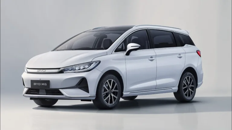 BYD eMAX 7 Debuts With 6 and 7-Seater Layouts