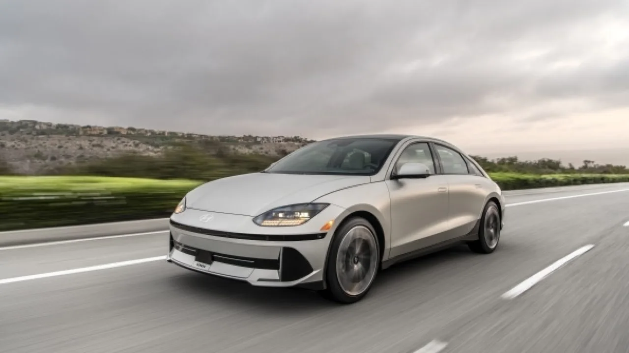 Hyundai Ioniq 6: A Closer...