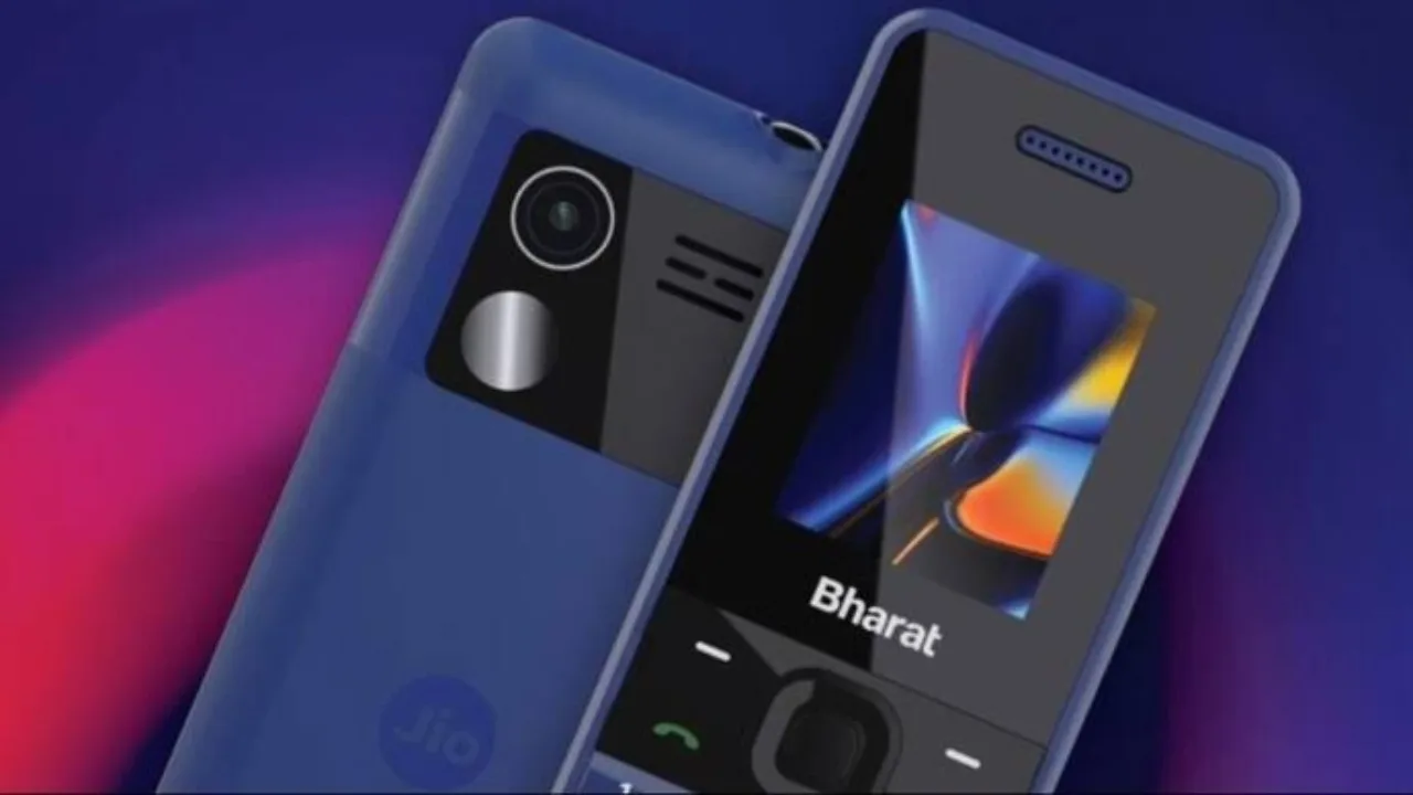 Jio Bharat 4G phone At...