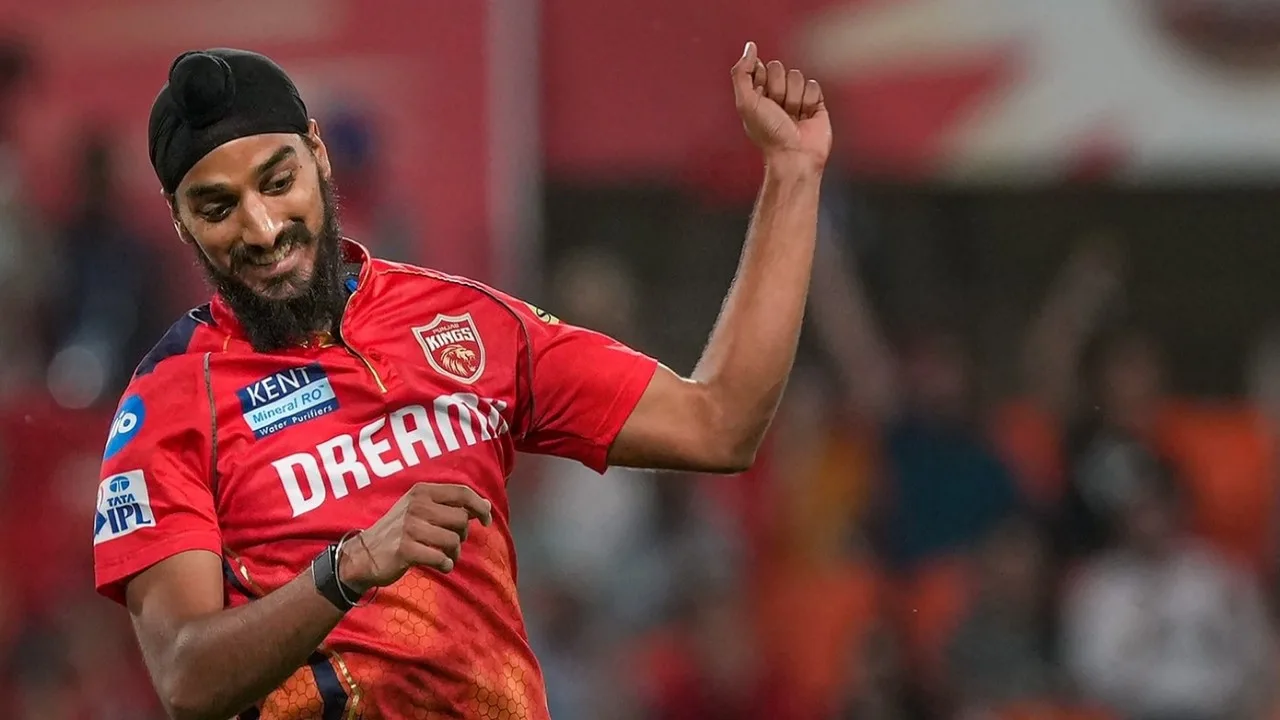 5 bowlers who left