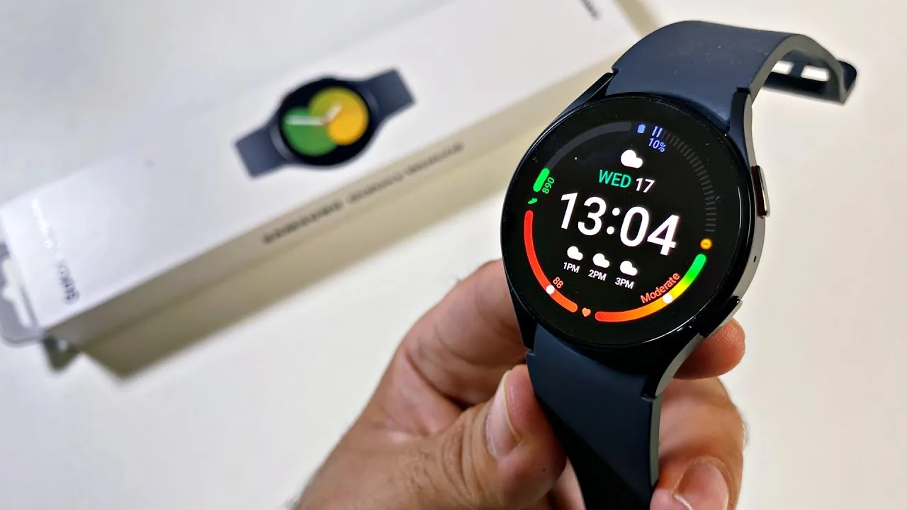 Grab Samsung Galaxy Watch 5...