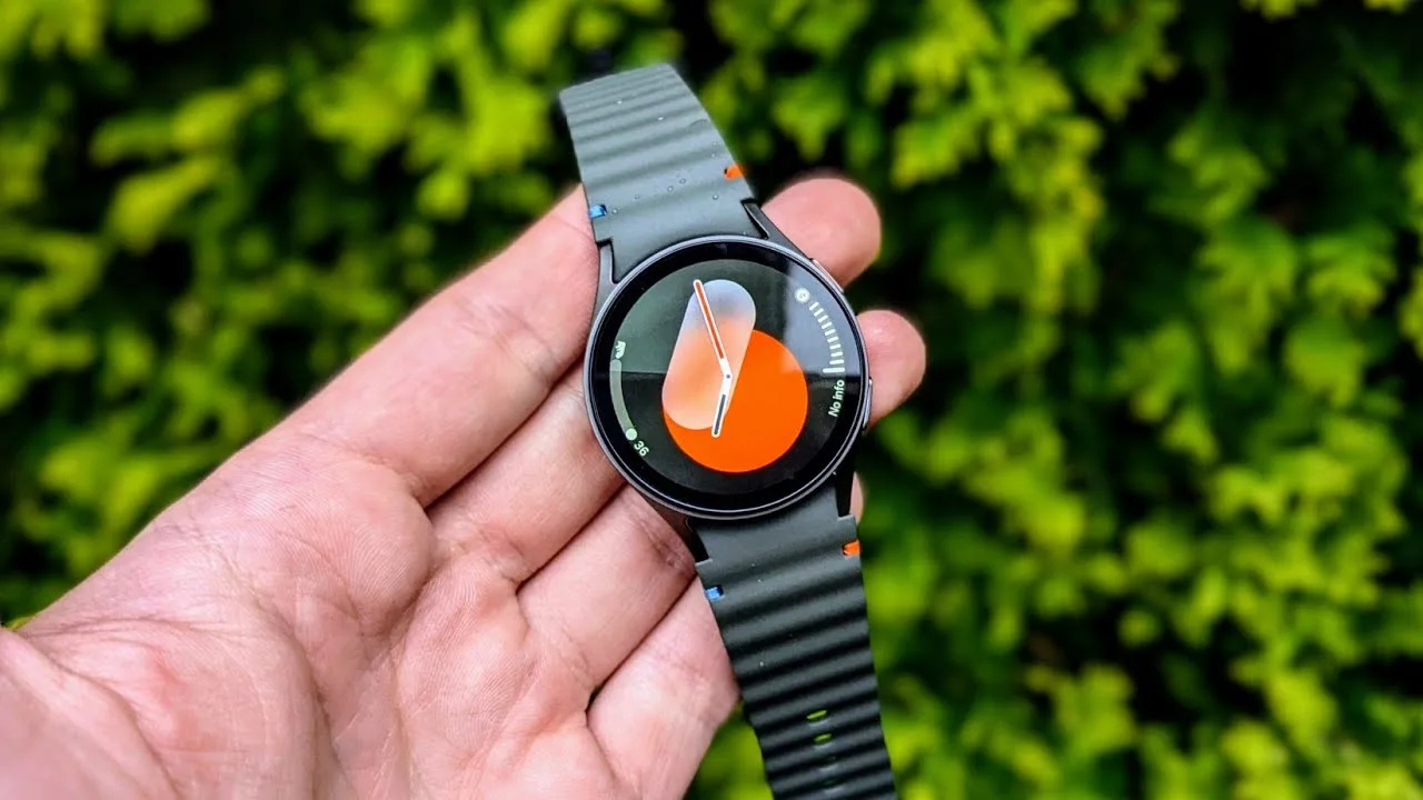 Grab Samsung Galaxy Watch 7...