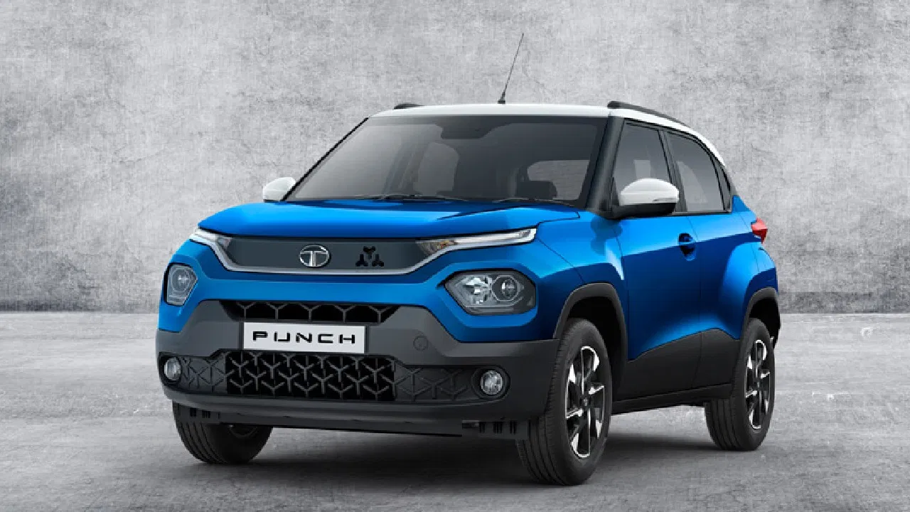 Maruti Swift vs Tata Punch...