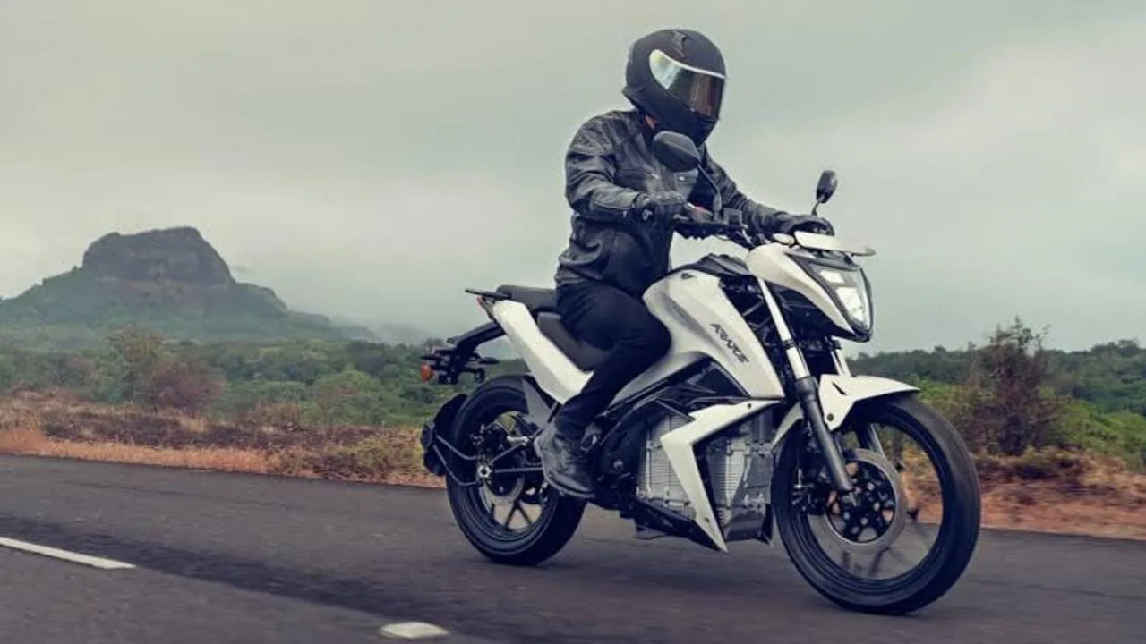 Long distance king Tork Kratos...