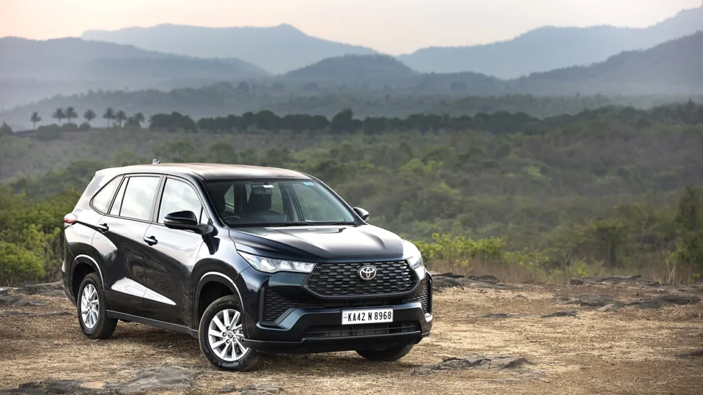 A Closer Look at the Toyota Innova Hycross: Dimensions, Features, and Price